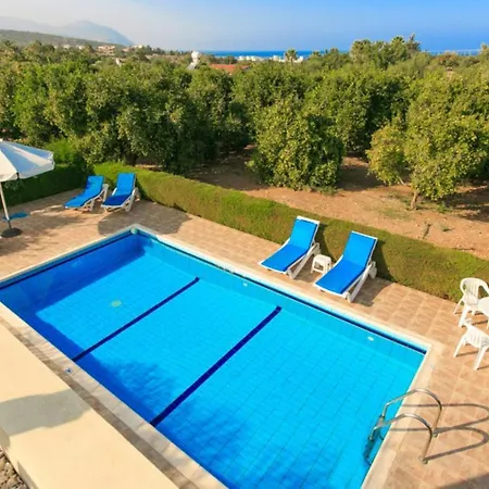 Bougainvillea Villa Lachi